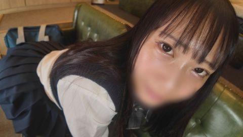 無修正＜Ｇカップで純白なカラダに人生初のナマ中出し＞みちのく生まれ港町育ち、吸い寄せられる瞳の18制服ぷにマンに　精液を一滴残らずオマンコに注入しちゃいました！